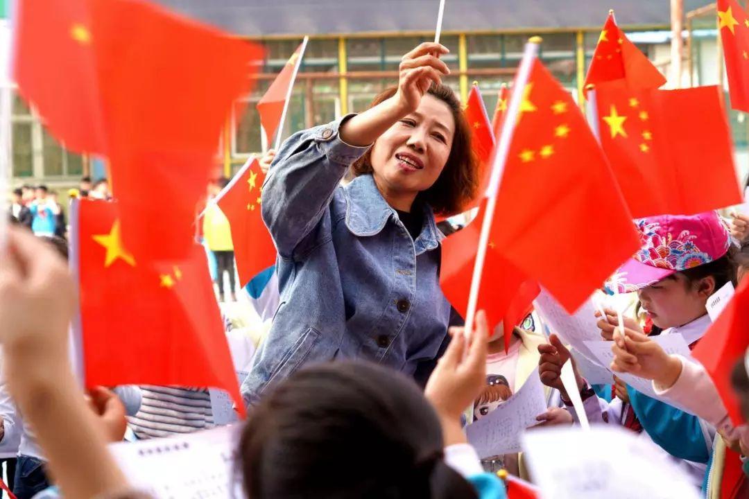 百思福真空保鲜盒送抽气的那个泵吗？游戏画面